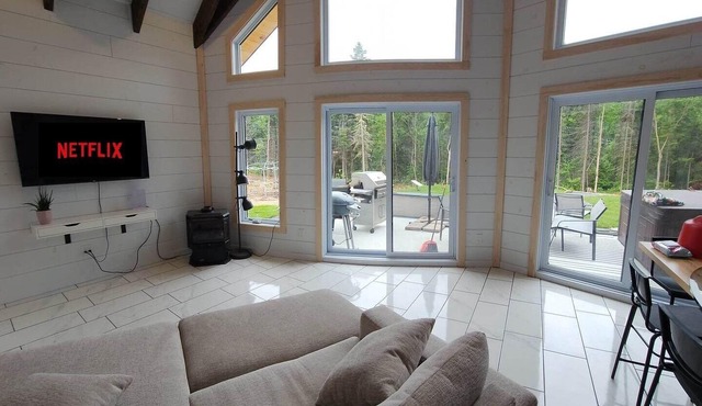 Chalet pour 6 Lac St-Jean: Quai, paddle, spa