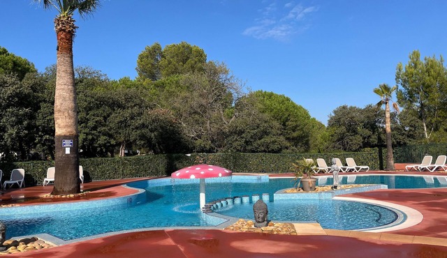 Chalet pour 6 proche Commerces et Plage