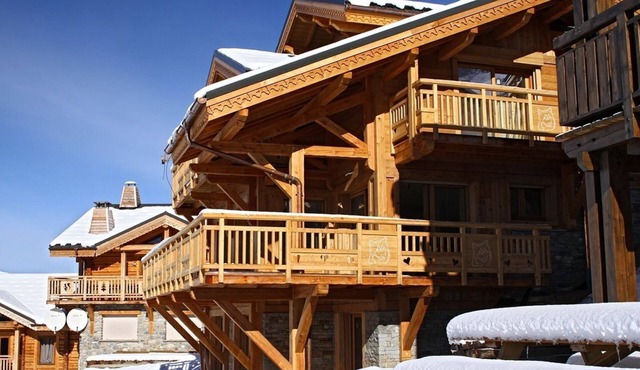 Chalet Privé , 80m des Pistes + Local à Skis