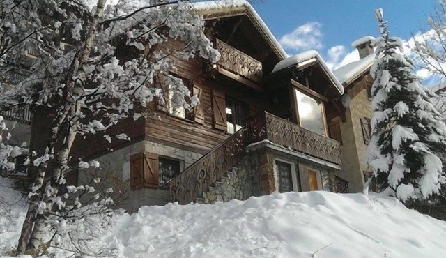 Chalet privé et chaleureux au centre de la station