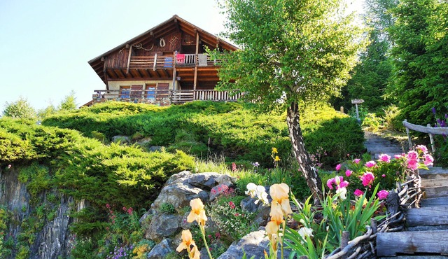CHALET PRIVE MON REVE APPART no3 on DOMAINE ALPE D'HUEZ IN VILLARD RECULAS