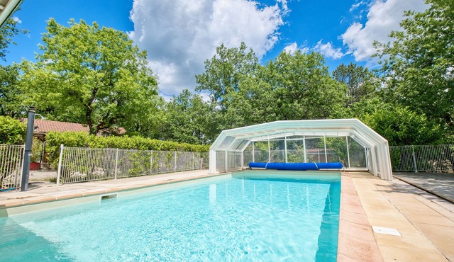 Chalet Rapiette – wheelchair accessible, shared heated pool, Périgord Noir