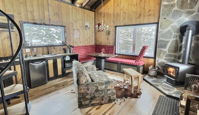 Chalet Rustchic Le Madison at the foot of Mont Megantic