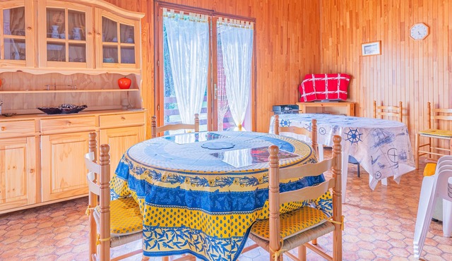 Chalet Sanguinet, 2 bedrooms, 4 persons