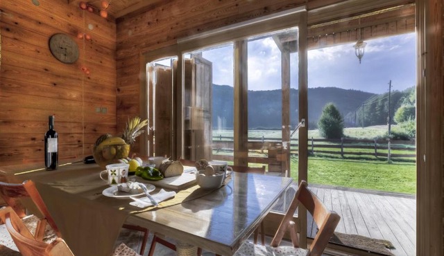 Chalet Sanjam Liku