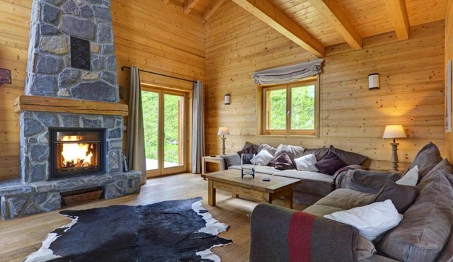 Chalet, sauna, terrace, balcony, fireplace or stove, parking, tv, 200m², Thyon