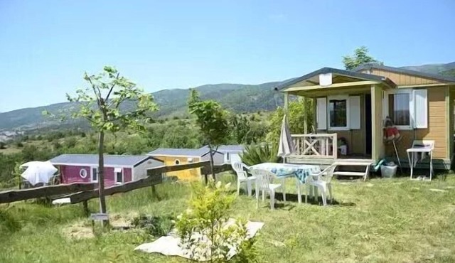 Chalet Standard "Trianon" 27m2 - 2 Schlafzimmer - integrierte Terrasse 4 Personen