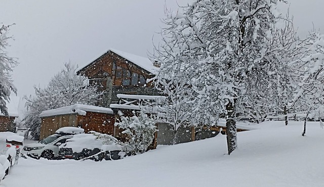 Chalet Sterwen 16 Guests – Sauna – Weekends, Short Stays & Arc 1600 Shuttle