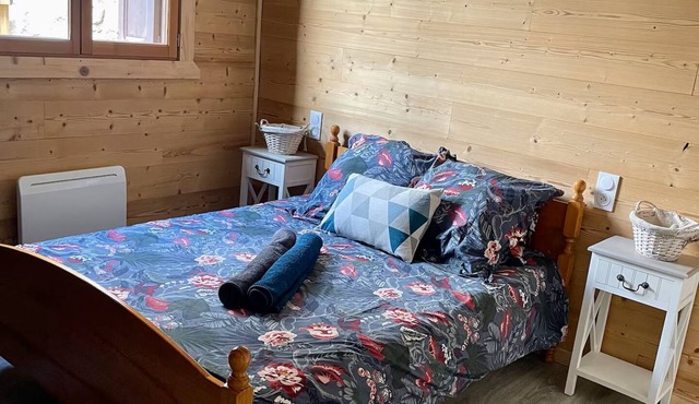 Chalet style apartment - edge of the forest - 6 people - 4km from Font Romeu