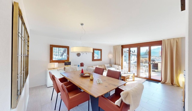 Chalet-style maisonette with mountain view