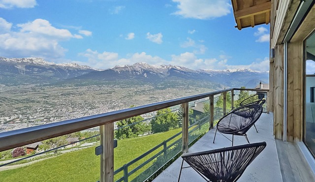 Chalet Teddy - Alpin Escape in the Swiss Alps