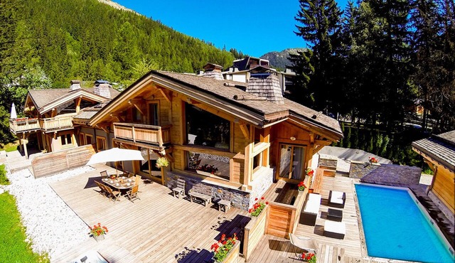 Chalet Terre – Panoramic Views of the Grands Montets, and Mont Blanc, Jacuzzi