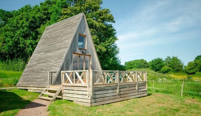 Chalet Tipi Pour 4 Personnes : un Chalet Insolite Pour un Séjour en Normandie !