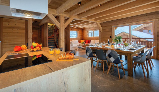 Chalet Trusquin - Mountain retreat spa and games room - OVO Network
