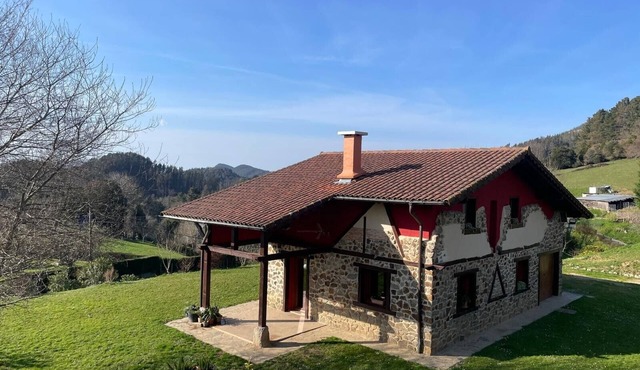 Chalet 'Txatonea' with Mountain View, Private Terrace and Wi-Fi