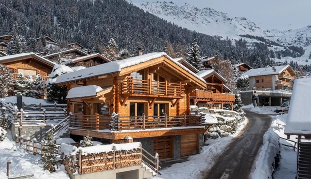 CHALET VALEN - Two Bedroom Chalet, Sleeps 4