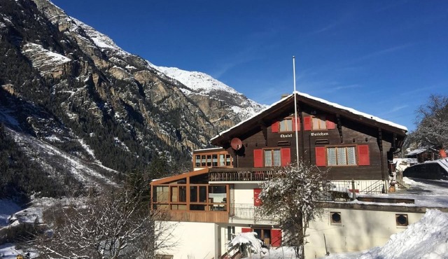 Chalet Veilchen by Interhome