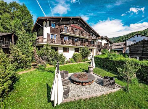 Chalet Victoria-2 by Interhome