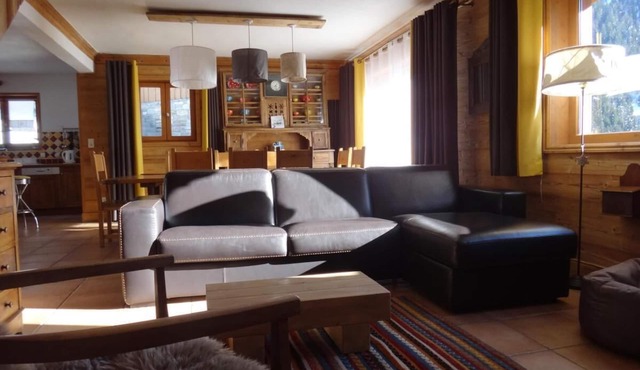 Chalet, view village/forest, terrace, balcony, fireplace or stove, parking, tv, 120m²
