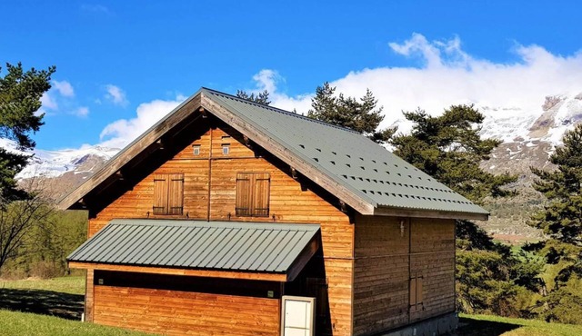 Chalet, view mountain, swimming pool, terrace, parking, ski locker, 55m², La Joue du Loup