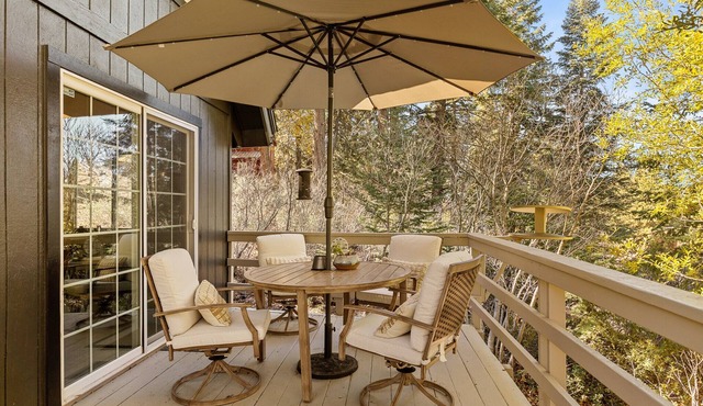 Chalet Vino | Close to Snow Valley Mountain Resort