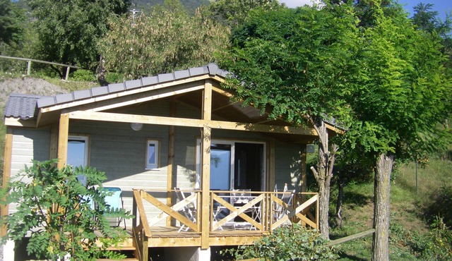 Chalet with breathtaking view of Lake Serre-Ponçon