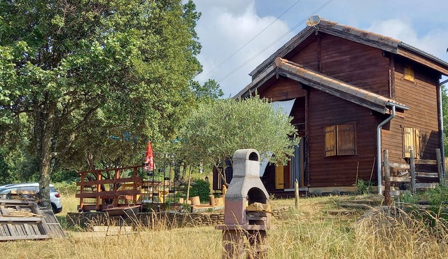 Chalet with all comforts in Ardeche: a haven of peace in sumptuous natural surroundings.