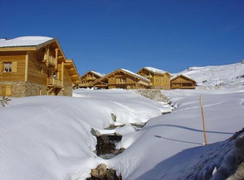 Chalet with fireplace in Alpe d'Huez