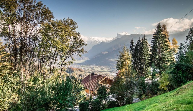 Chalet with hottub, suana and spectacular views