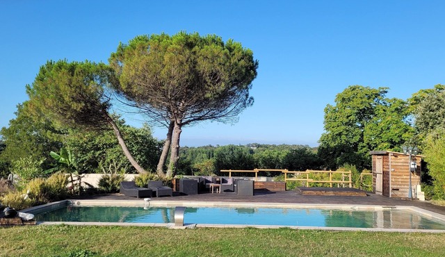 Chalet with private ecological swimming pool on 1 hectare