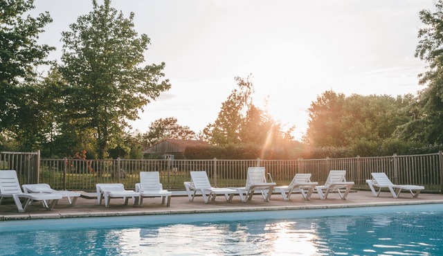 Chalet with swimming pool near Puy du Fou in holiday residence up to 6 people