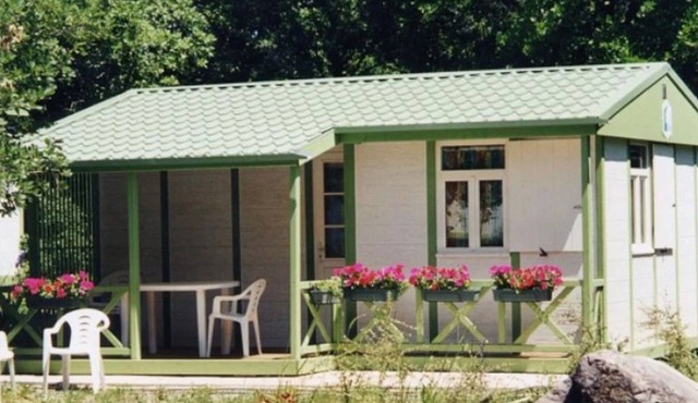 Chalet with Terrace for 6 people