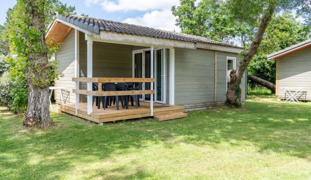 Chalet with Terrace in Tréguennec for 4 People