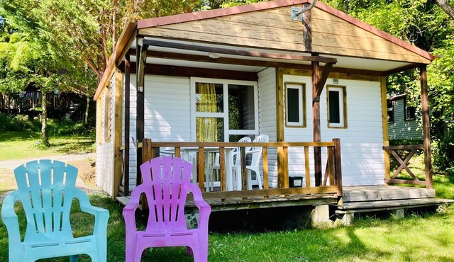 Chalet with Terrace in Camon