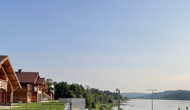 Chalets Coeur du Lac, vue Imprenable sur le Lac Saint-point