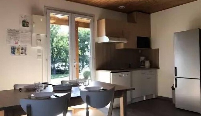 Chalets de la Vingeanne * - Chalet PMR superior (person with reduced mobility) 39m2-2 bedrooms/terrace covered 6 pers 6 persons