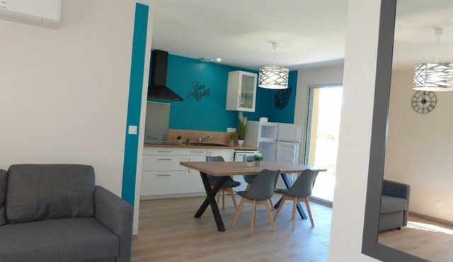 Chaleureuse Maison Neuve, 67m², Cosy, 2chambres, 1km Plage du Lac, 200m Bourg