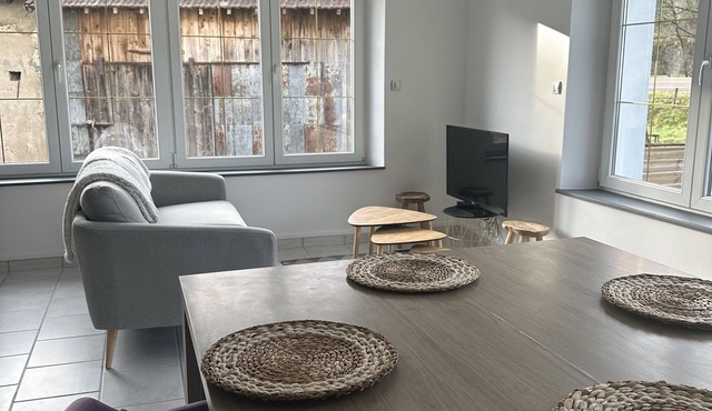 Chaleureux Appartement Rénové, Idéal Avec des Enfants