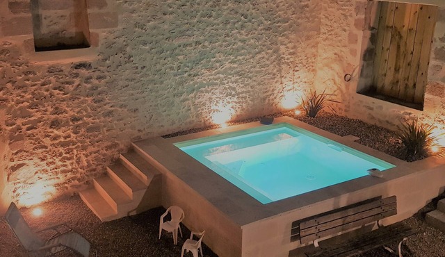 Chaleureux, Intimiste, Proche de ST Emilion, 6 à 8 Personnes, Équipement Bébé,