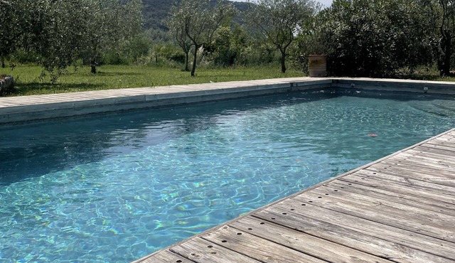 Chaleureux Studio à la Campagne à 12 km D'uzès