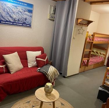 Chaleureux studio montagnard avec balcon 2402