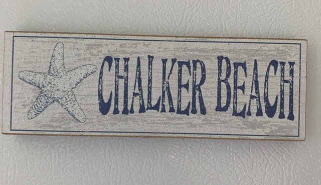 Chalker Beach cottage, steps to private beach.