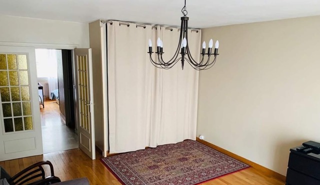 CHAMBERY, THE CALM IN THE CITY CENTER (Appart 60 m²)