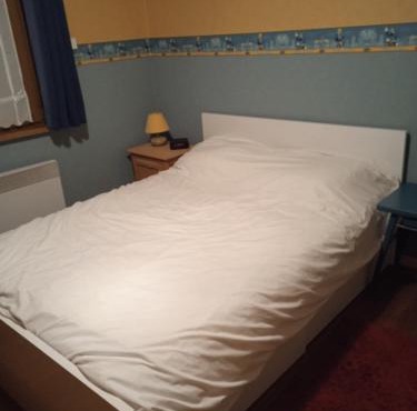 Chambre à la campagne ,au Soleil levant