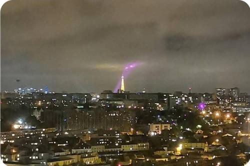 Chambre#1privée en colocation Vue sur Paris Tour Eiffel