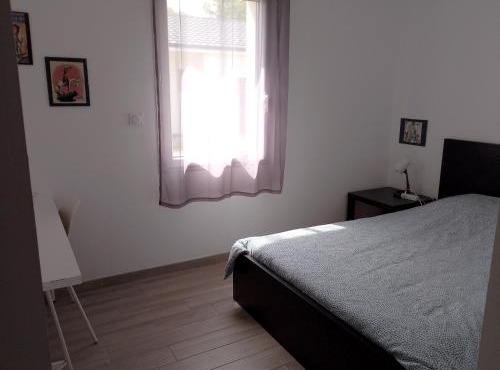Chambre avec salle de bain et WC privés