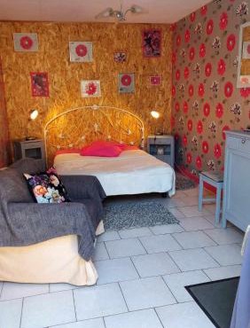 Chambre agréable au fond du jardin