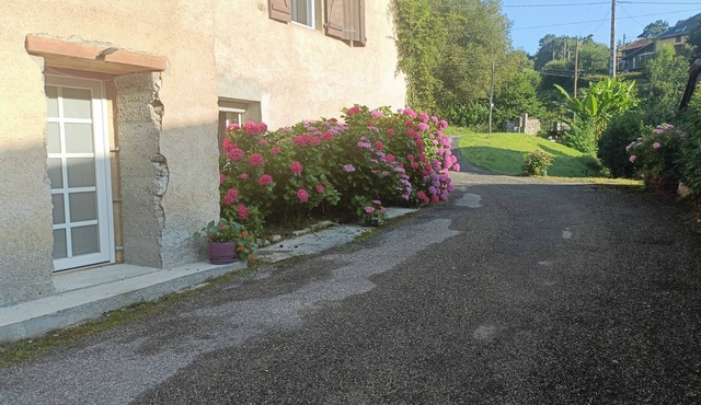 Chambre au Calme et Totalement Indépendante de la Maison Principale