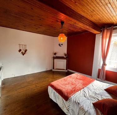 Chambre au domaine du moulin du pont