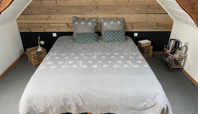 Chambre "Au Grand Large" lit de 180 WC et Sdb 2 Petits Déjeuners Kitchenette